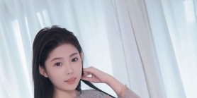 【私拍】丝袜美腿，空姐加御姐“妮妮”约拍开始！