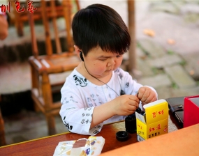 自强不息的矮哥，赞一个！